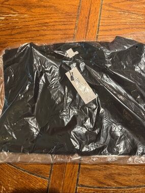 Garage Sleek Plunge Tee